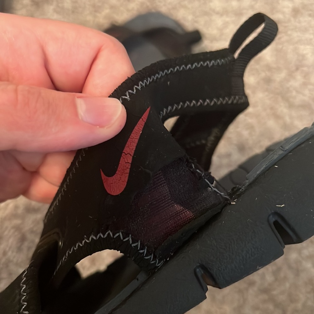 Sandals - Picture 4 of 5